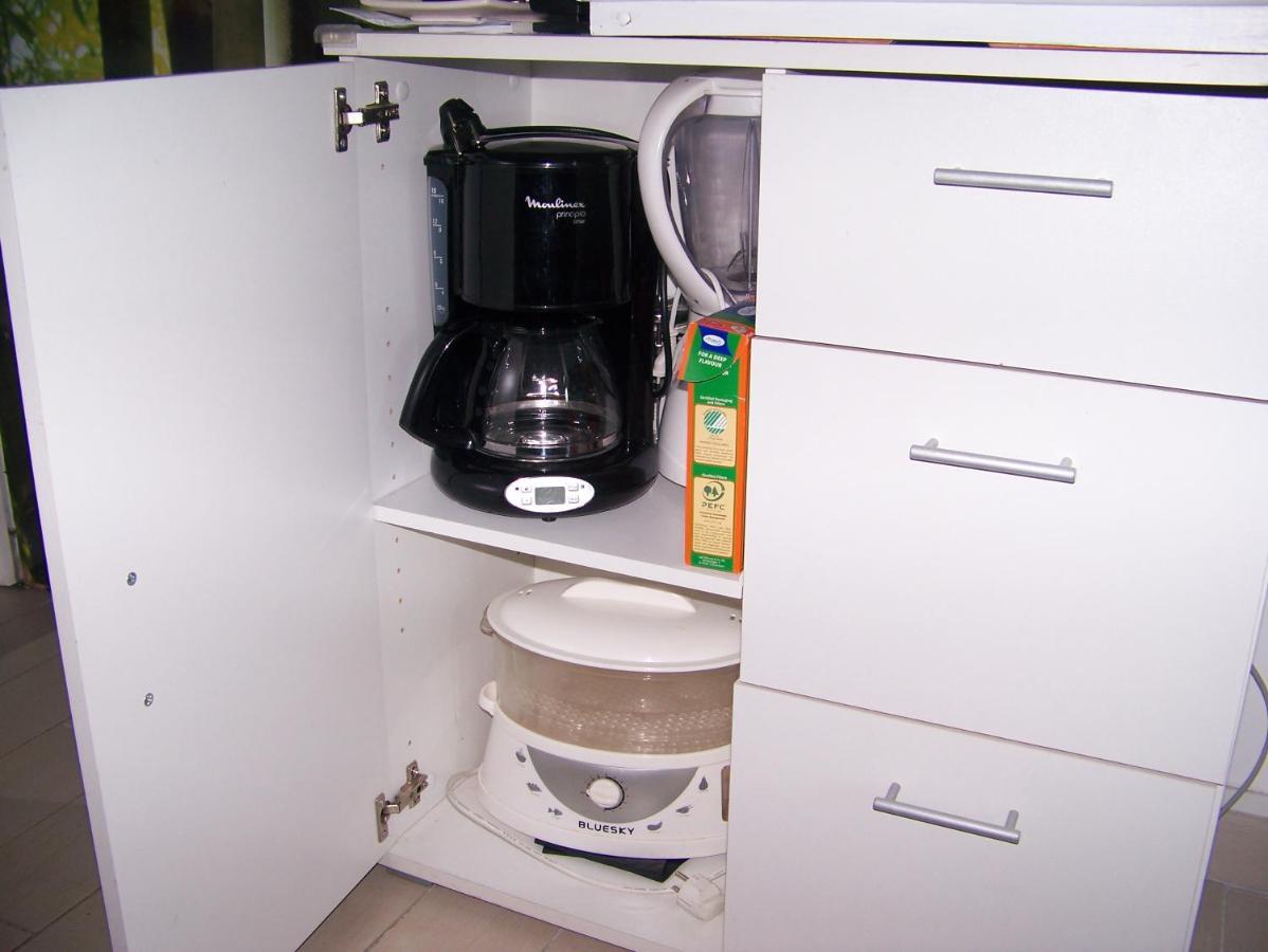 Charmant Studio Au Calme Tout Confort Dans Chateau Neo Gothique Proche Zenith Comet Orleans Parking Voiture Gratuit Wifi Haut Debit Rue Des Montees Экстерьер фото
